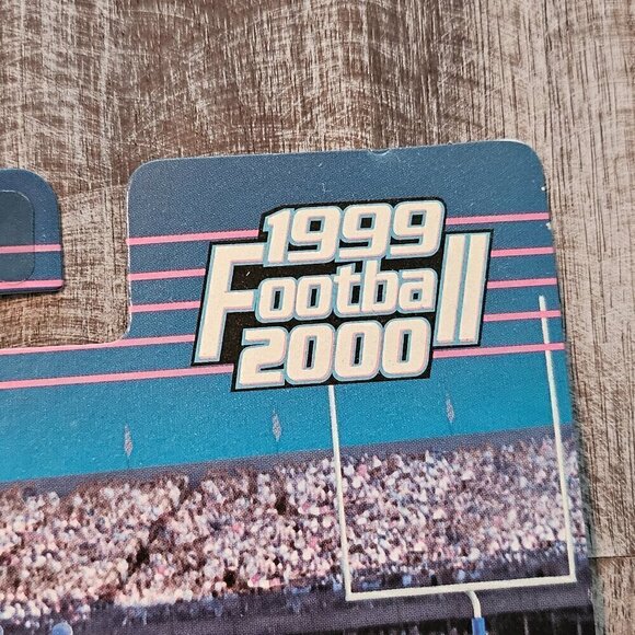 Vintage 1999 Cincinnati Bengals Corey Dillon Figurine and Card - Picture 4 of 7